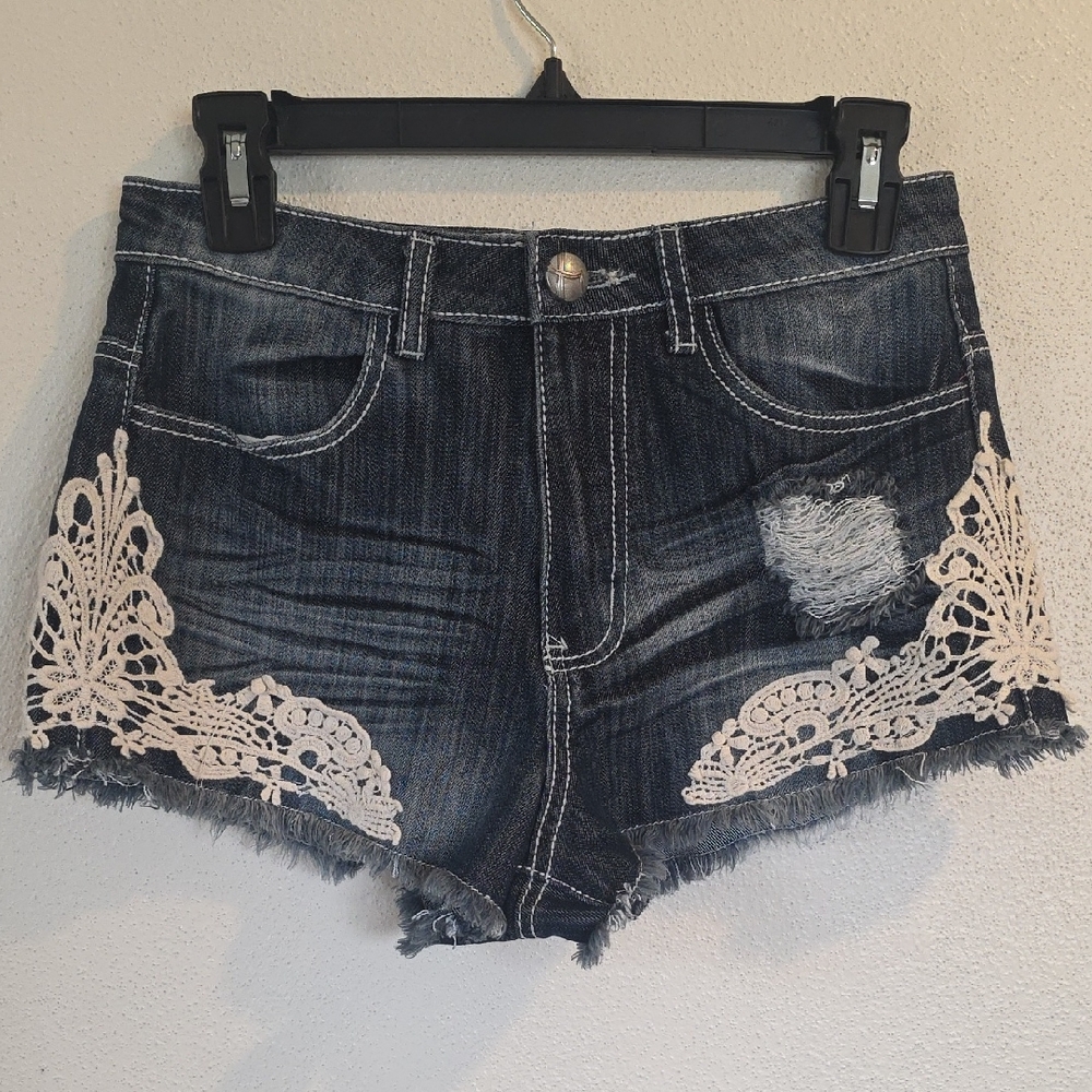 Almost Famous Lightly Distresed Frayed Hem Denim Shorts With Crocheted Trim